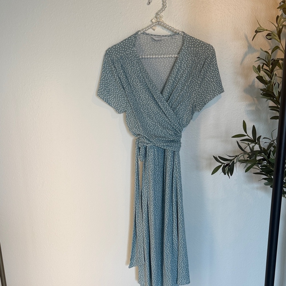 Seraphine Blue Wrap Midi Dress - Picture 4 of 11